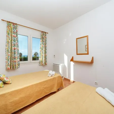 Villa Casa Santa - 3 Bedrooms With Sea Views - Great For Families